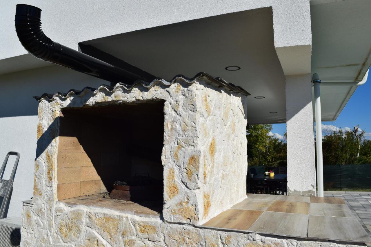 Savrsen Odmor U Villa Ivona Zadar Eksteriør bilde